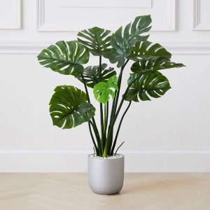 Artificial Flower in planter pot